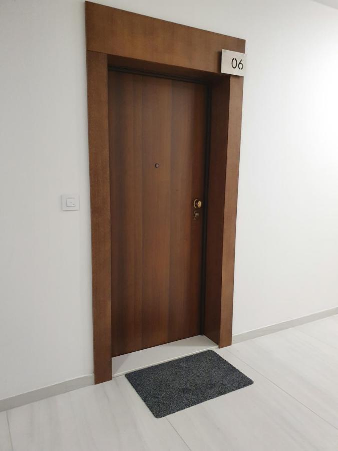Lux Opera 2 Apartman Banja Luka Kültér fotó